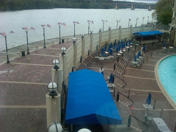 Georgetown Floodwall