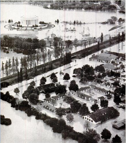 Flooding at Jefferson Memorial, October 17, 1942